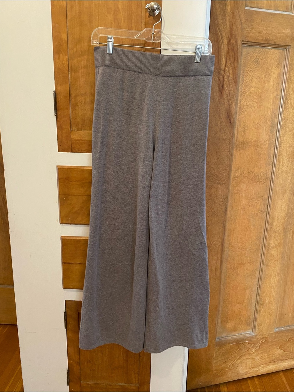 NWT Sioni Ultra Soft Gray Wide-Leg Knit Trousers